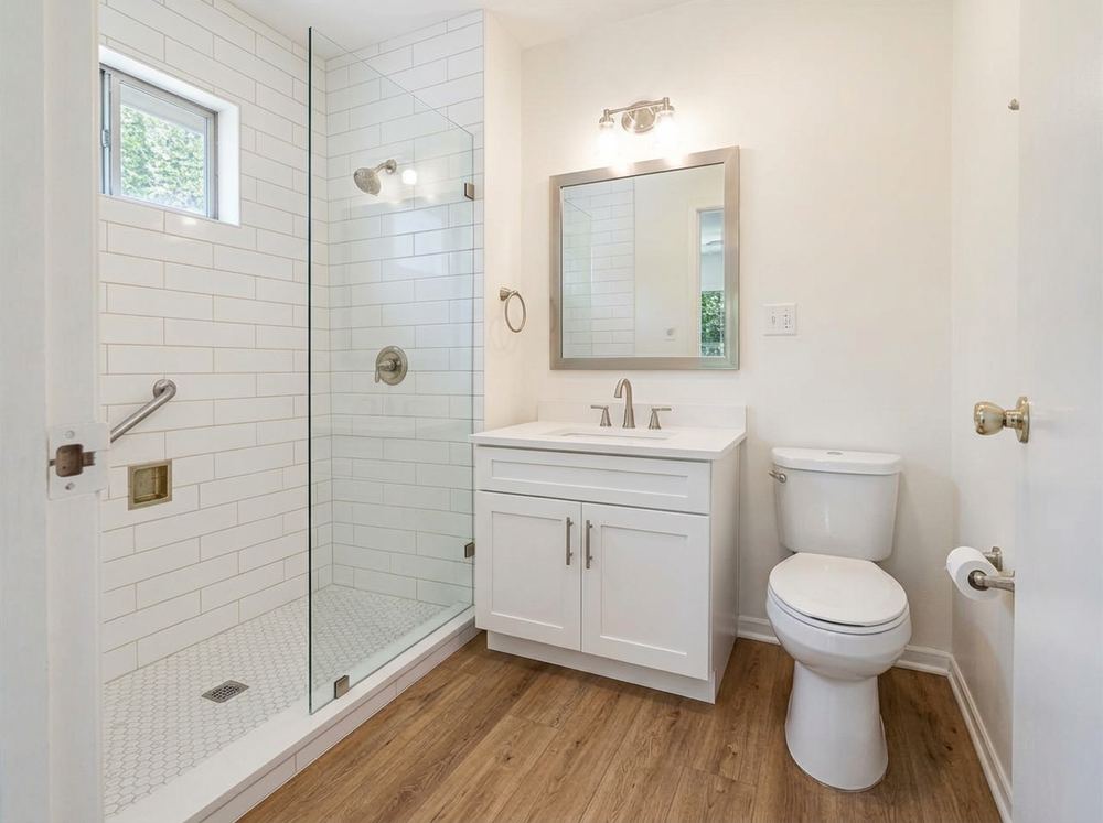 Same uploaded bathroom rendered with Walk-in shower